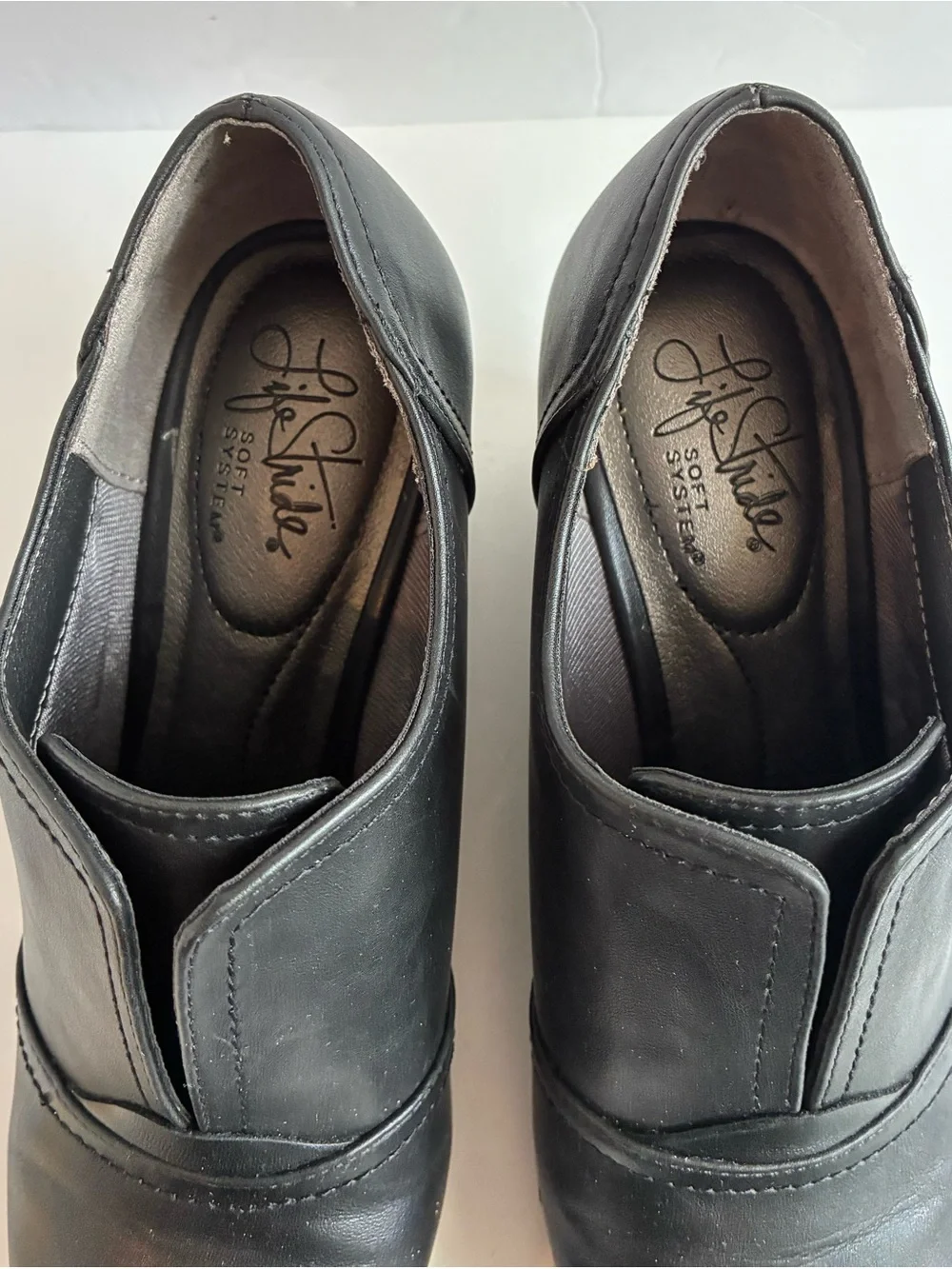 Life Stride Soft System Women’s Size 7 Black Leather Wedge Bootie